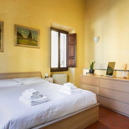 Cozy Classic Italian House Near Santa Croce, On The Lungarno Apartman Firenze Kültér fotó