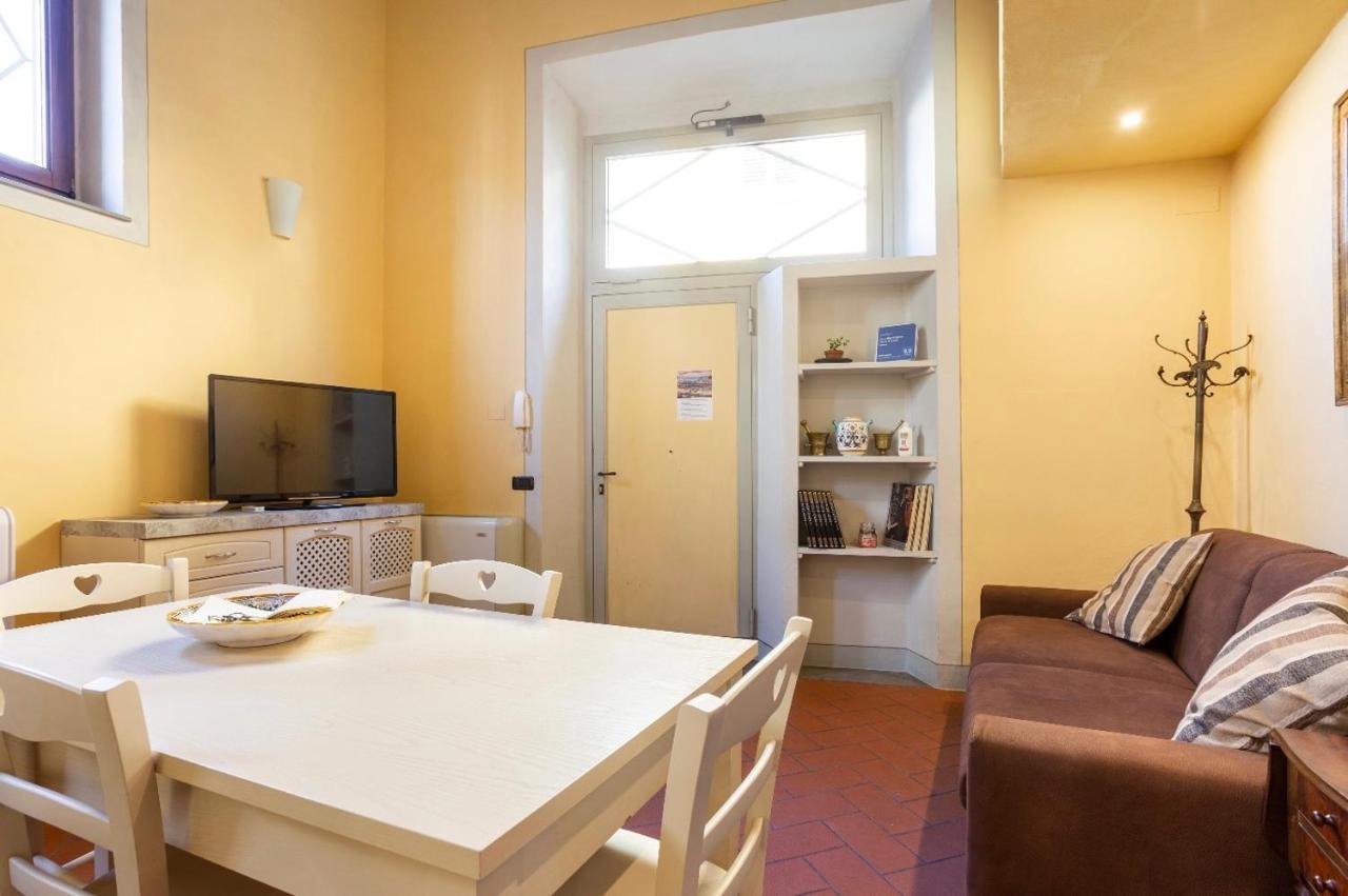 Cozy Classic Italian House Near Santa Croce, On The Lungarno Apartman Firenze Kültér fotó